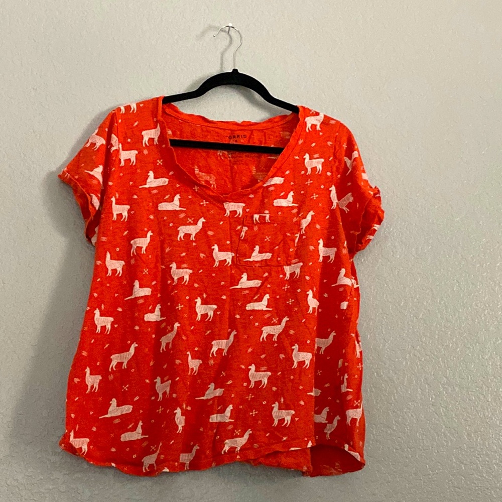 *5 for $20!* Torrid Classic Fit Llama V neck pocket front top size 0
